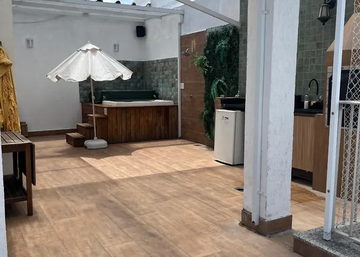 Cobertura Incrivel, Silenciosa E Familiar Com Sala Ampla, Cozinha Americana, 3 Quartos, Area Gourmet, Terraco Aberto Com Churrasqueira E Jacuzzi Na Praia Da Barra Da Tijuca - Rio De Janeiro - Apto Inteiro So Pra Voce