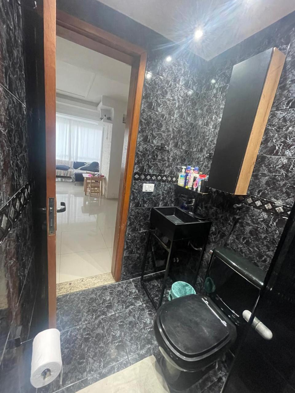 Cobertura Incrivel, Silenciosa E Familiar Com Sala Ampla, Cozinha Americana, 3 Quartos, Area Gourmet, Terraco Aberto Com Churrasqueira E Jacuzzi Na Da Barra Da Tijuca - - Apto Inteiro So Pra Voce Rio de Janeiro