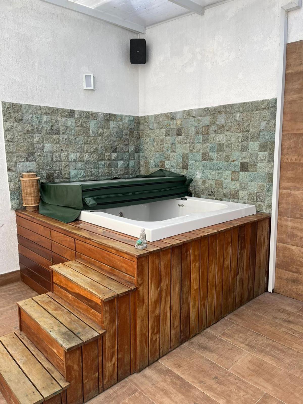 Cobertura Incrivel, Silenciosa E Familiar Com Sala Ampla, Cozinha Americana, 3 Quartos, Area Gourmet, Terraco Aberto Com Churrasqueira E Jacuzzi Na Da Barra Da Tijuca - - Apto Inteiro So Pra Voce Appartement *